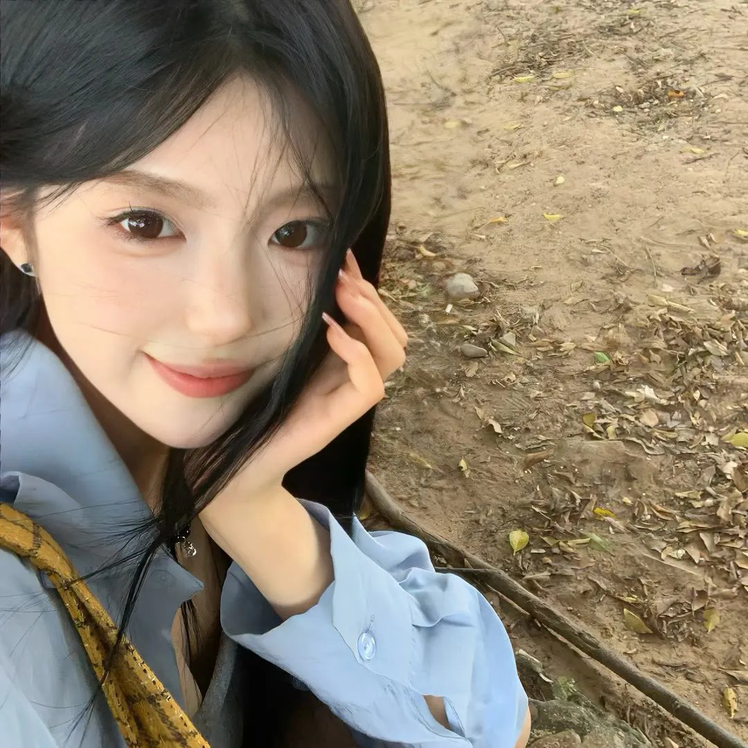 总之就是非常可爱～制服～